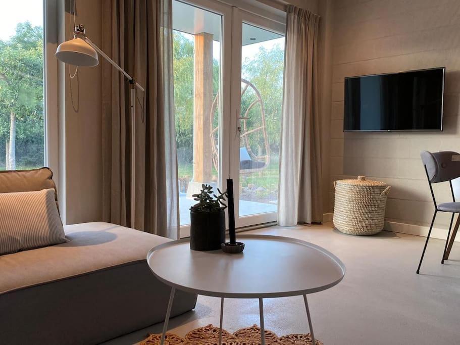 Stijlvol Huisje Met Veranda! Tuynloodz A Beers  Exterior foto